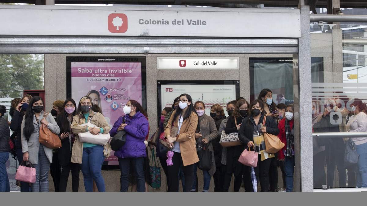 Entre 2019 y 2020 el empleo de las mujeres decreció un 4.2%,