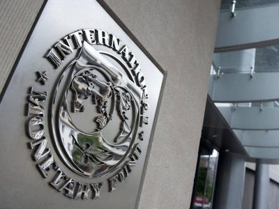 En medio de la incertidumbre, el FMI confirmó que siguen las negociaciones con Argentina
