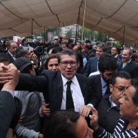 Monreal exige a AMLO nueva encuesta o consulta abierta para definir candidato en CDMX