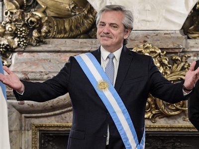 ¿Los ricos no piden permiso? Fernández quiere un impuesto para "las grandes fortunas"