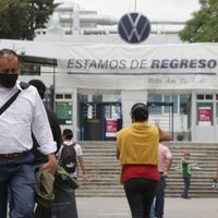 Volkswagen mantiene oferta salarial; trabajadores votarán el viernes