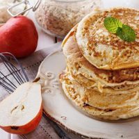 Panqueques de pera: facilísimos de hacer y muy esponjosos para una merienda rápida y deliciosa