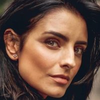 ¡Apa! Aislinn Derbez y una postal inédita con su madre que te dejará atónito ¿Como dos gotas?