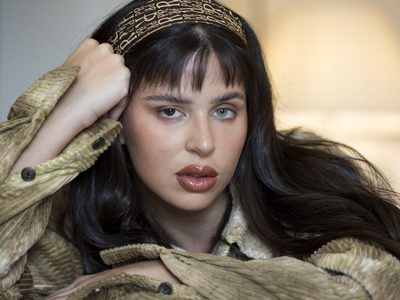 “Nuestra reina”: Nathy Peluso y Cande Tinelli unidas por un nuevo proyecto