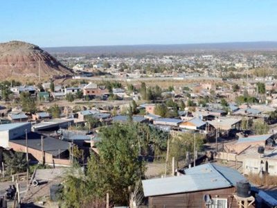 Vecinos de la toma 2 de Mayo piden que el IPVU acelere los trámites para construir un desagüe