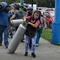 Gaseros ponen fin al paro y reanudan el servicio