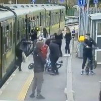 Mujer cae a las vías tras ser acosada por un grupo de jóvenes en el Metro de Dublín