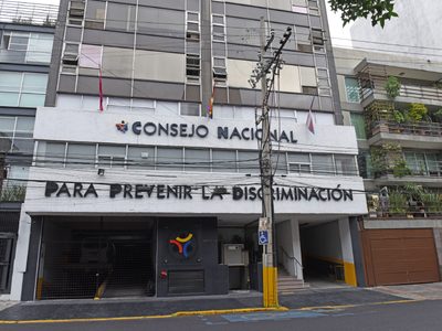 Conapred abrirá queja contra hospital que negó atención a mujer trans atacada con ácido