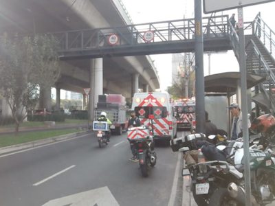 Nueve personas se intoxican por inhalar vapores en gimnasio de Plaza Pedregal, Coyoacán