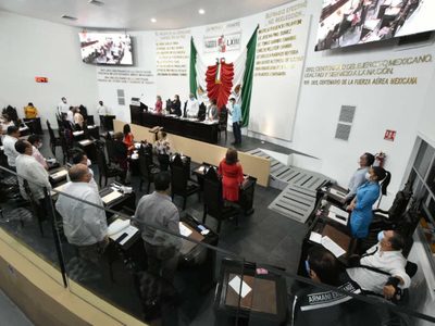 Congreso de Tabasco aprueba reformas para prohibir venta de comida chatarra a menores