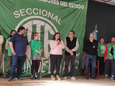 Quieren pedir la expulsión de Carlos Quintriqueo del gremio ATE