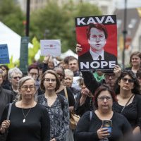 Kavanaugh, candidato a juez de la Corte Suprema de EU, suma una tercera denuncia de abuso sexual