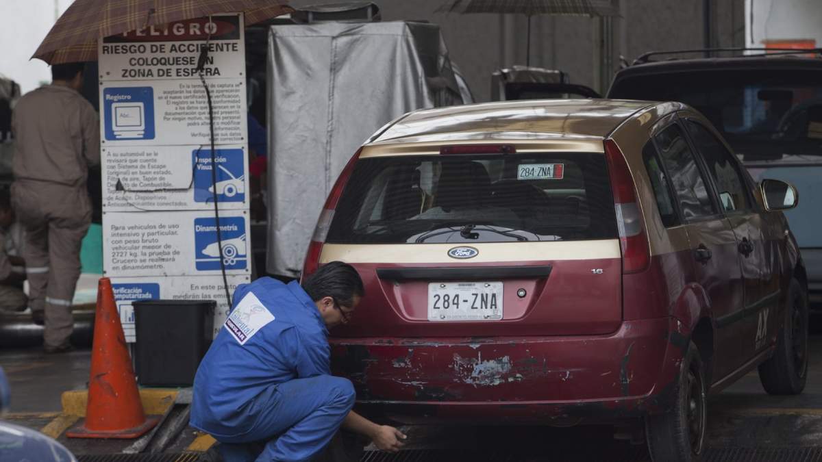 Un verificentro en la colonia Escandón