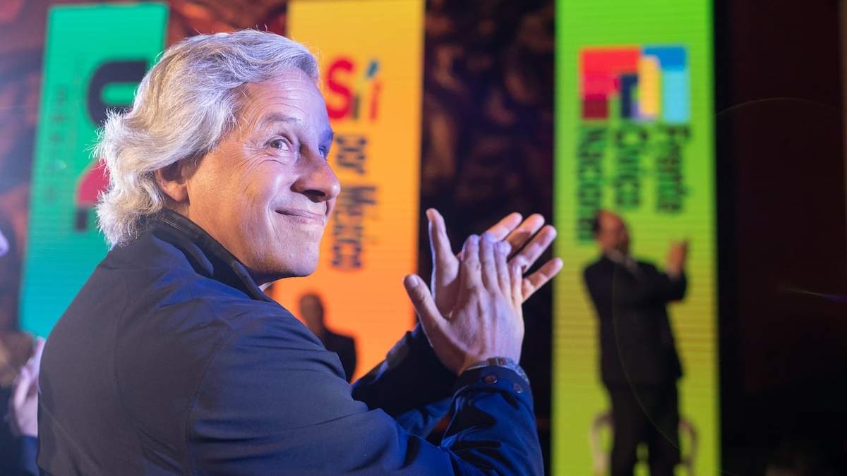 Claudio X. González