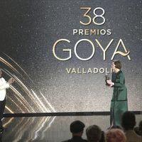 "La sociedad de la nieve" domina los Goya con 12 premios, incluyendo película y director