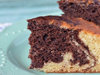 Torta matera marmolada fácil y casera: la receta de la abuela que nunca falla para acompañar con el mate