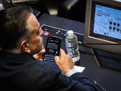La 4T busca ahora legislar sobre inteligencia artificial y dispositivos afines