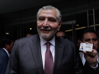 Adán Augusto López discrepa de Manuel Velasco sobre la mayoría calificada de la 4T en el Senado