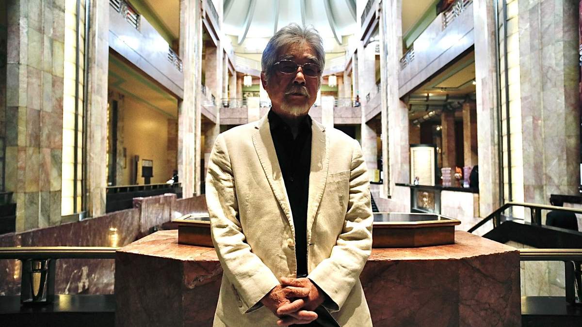 El escultor y académico Kiyoto Ota