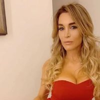 Ella es Marta, la madre de Fátima Florez, de bajo perfil y militante del peronismo