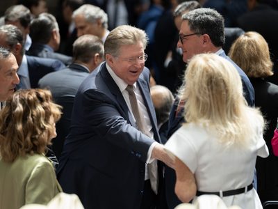 Pierde Germán Larrea más de lo que pagó Chico Pardo por Banamex