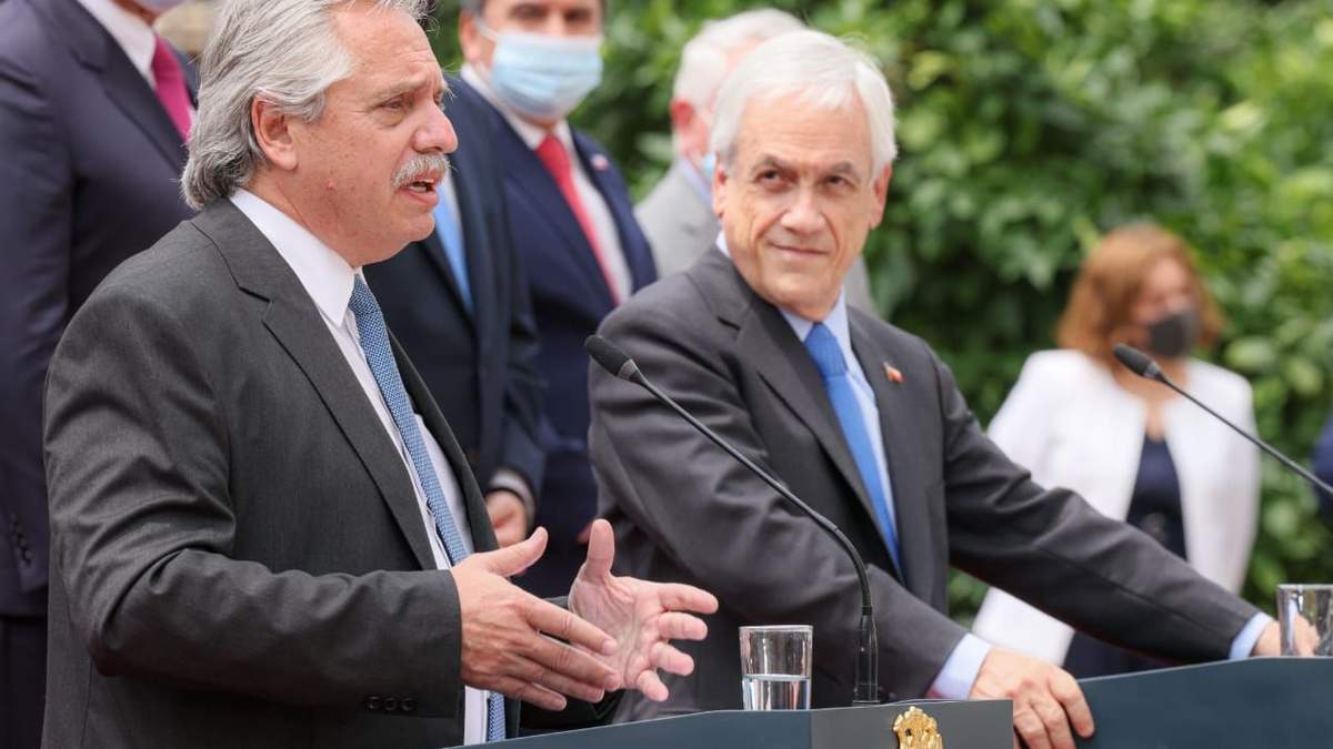 El presidente Alberto Fernández y su par chileno, Sebastián Piñera. Fuente: (Twitter)