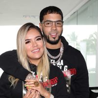Karol G y Anuel AA revelan si continúan o no con los planes de boda para este año