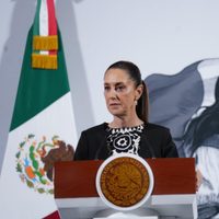 “Es importante tener cabeza fría”: Sheinbaum minimiza órdenes de Trump y destaca soberanía de México