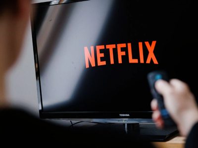 La atrapante serie española que arrasa en Netflix y que es ideal para maratonear el finde