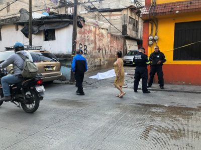 "Justiciero" mata a un ladrón en una combi en Naucalpan; también murió un pasajero (Video)