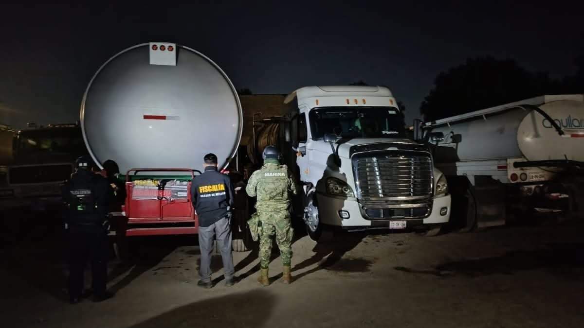 Elementos de seguridad realizan un operativo contra el huachicoleo de agua en el Estado de México