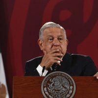 AMLO reprochó la postura de Diego Valadés quien se inconformó por homenaje al general Felipe Ángeles