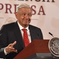 AMLO celebra el proyecto de Biden para la regularización de migrantes casados con estadunidenses