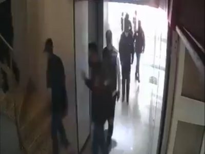Catean tres inmuebles, pero no hallan a Saúl Huerta; causan destrozo en casa de abogado