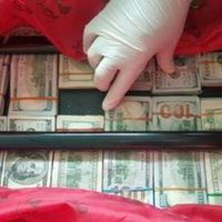 Detienen a sujeto en la Central del Norte... ¡con 11 mdp ocultos en su maleta!
