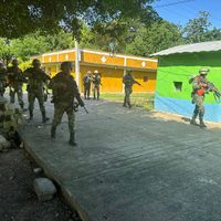 Ejército Mexicano entra a Nueva Morelia para proteger a la población del crimen organizado