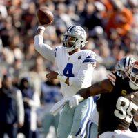 Dak Prescott lidera a Cowboys a triunfo 33-17 sobre Browns después de recibir un nuevo contrato