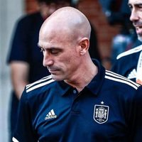 Luis Rubiales es citado a declarar este viernes por beso no consentido a Jenni Hermoso
