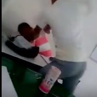 Difunden en redes agresión a un maestro en un salón de clases en Tabasco (Video)