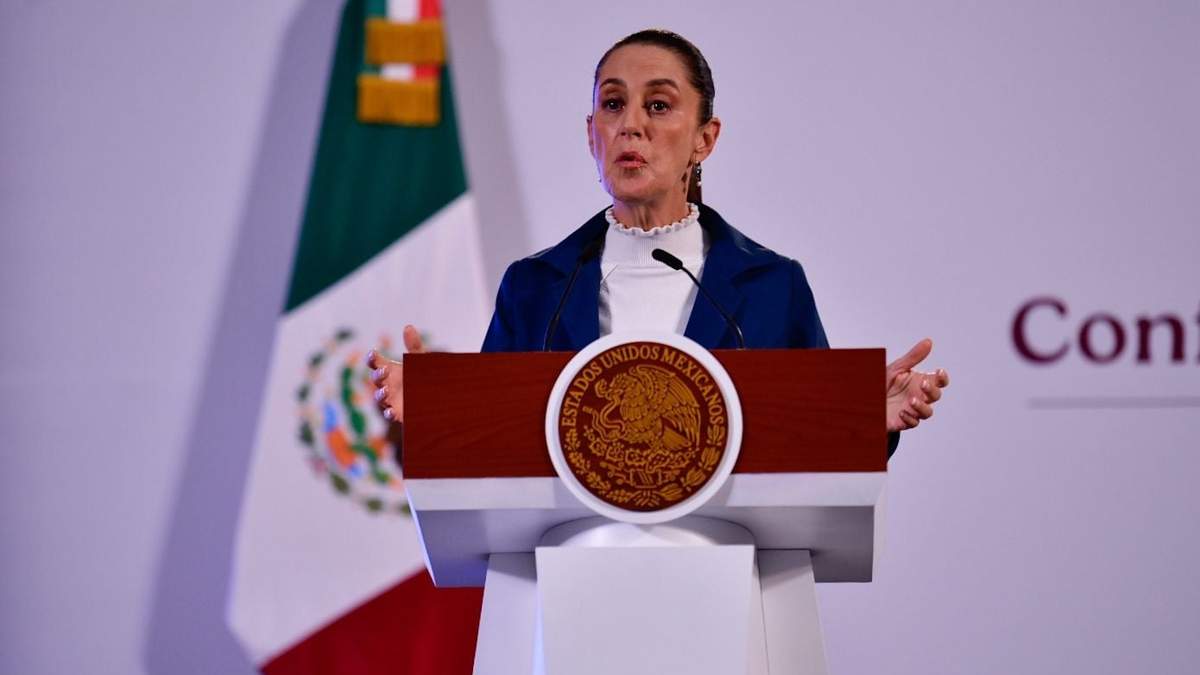 La presidenta en la "mañanera del pueblo"