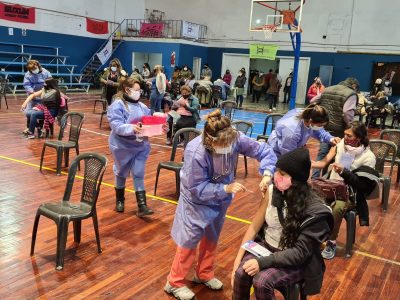 Plan de vacunación: Neuquén tiene el 76% de la población con ambas dosis