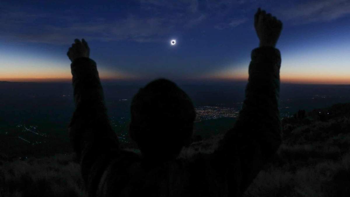 Eclipse. Fuente: (Twitter)
