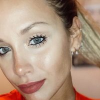"¡Sin prenda alguna!": Barbie Vélez se cubrió apenas con el pelo ¡pero no alcanzó!
