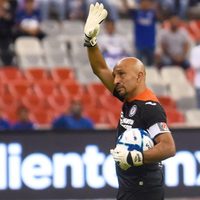 El "Conejo" Pérez dice adiós; Cruz Azul se deja empatar en el último minuto