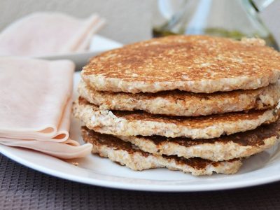Tostaditas de avena: perfectas para desayunar, súper sanas y fáciles de untar con lo que más te guste