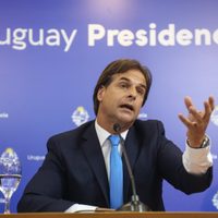 Uruguay: el presidente Lacalle Pou deberá realizarse un test de coronavirus