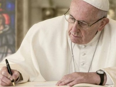 El Papa lamenta los "vientos de guerra" en Navidad