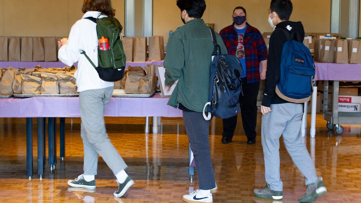 Texas reportó 15 mil 400 casos nuevos diarios de covid-19 en los últimos días
