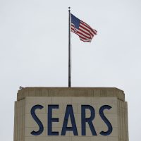 La cadena de tiendas Sears se declara en quiebra en EU