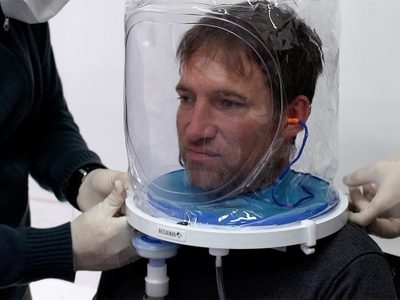 Los cascos de oxígeno del Hospital Fernández permitieron liberar algunas camas de terapia intensiva